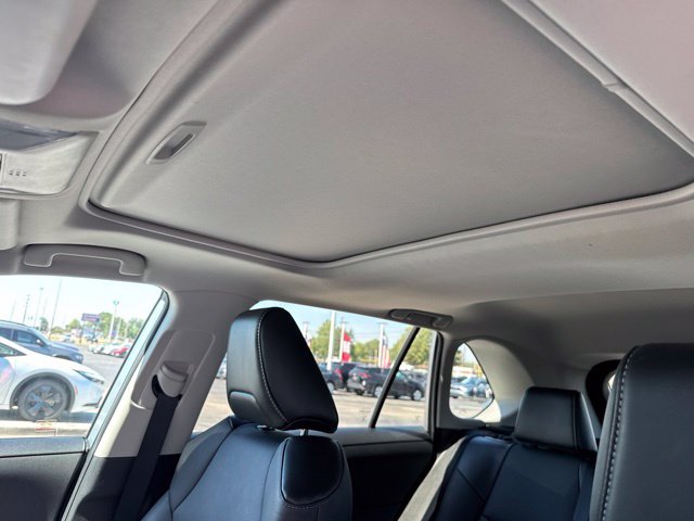 Used 2021 Silver Toyota XLE Premium image 15