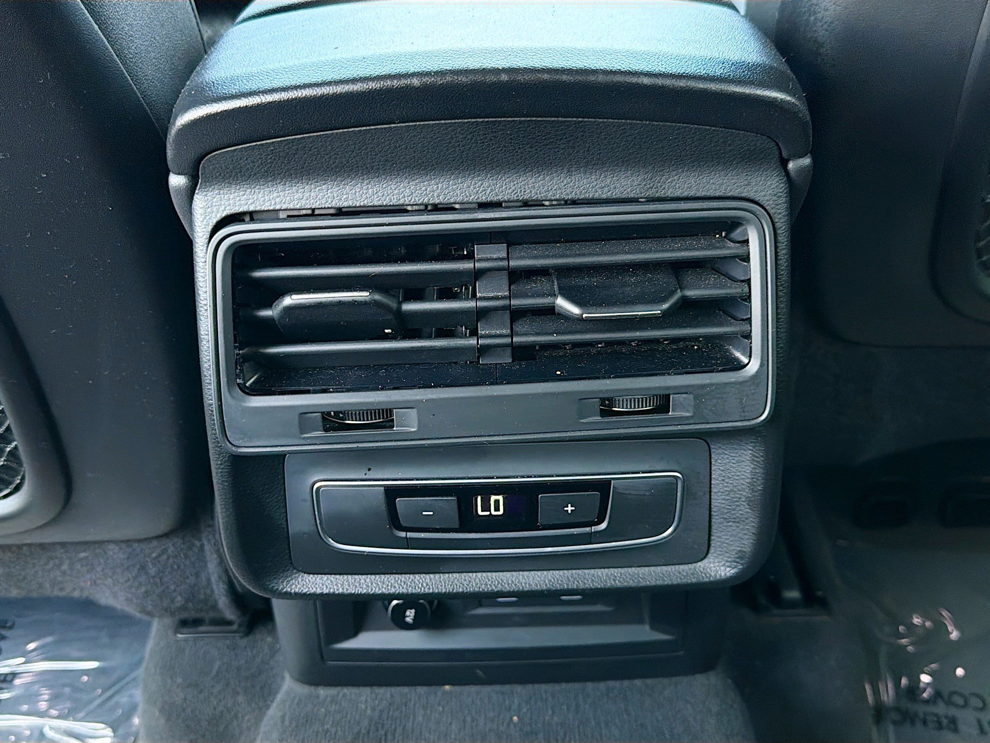 Used 2023  Audi Premium Plus image 19