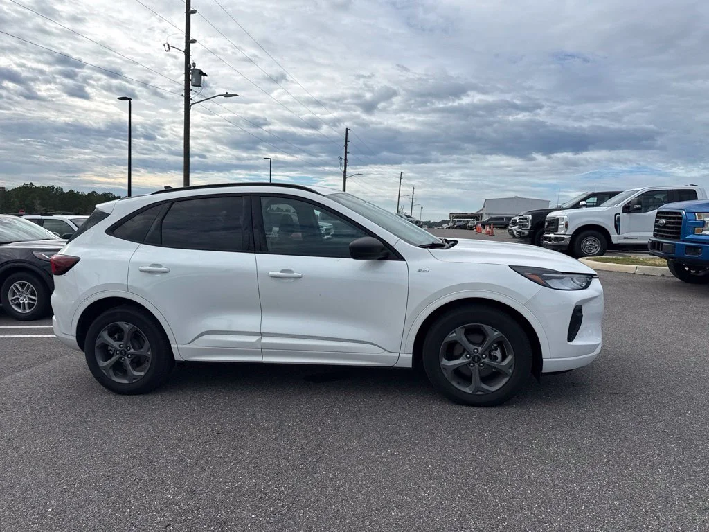 Used 2024 White Ford ST-Line image 1