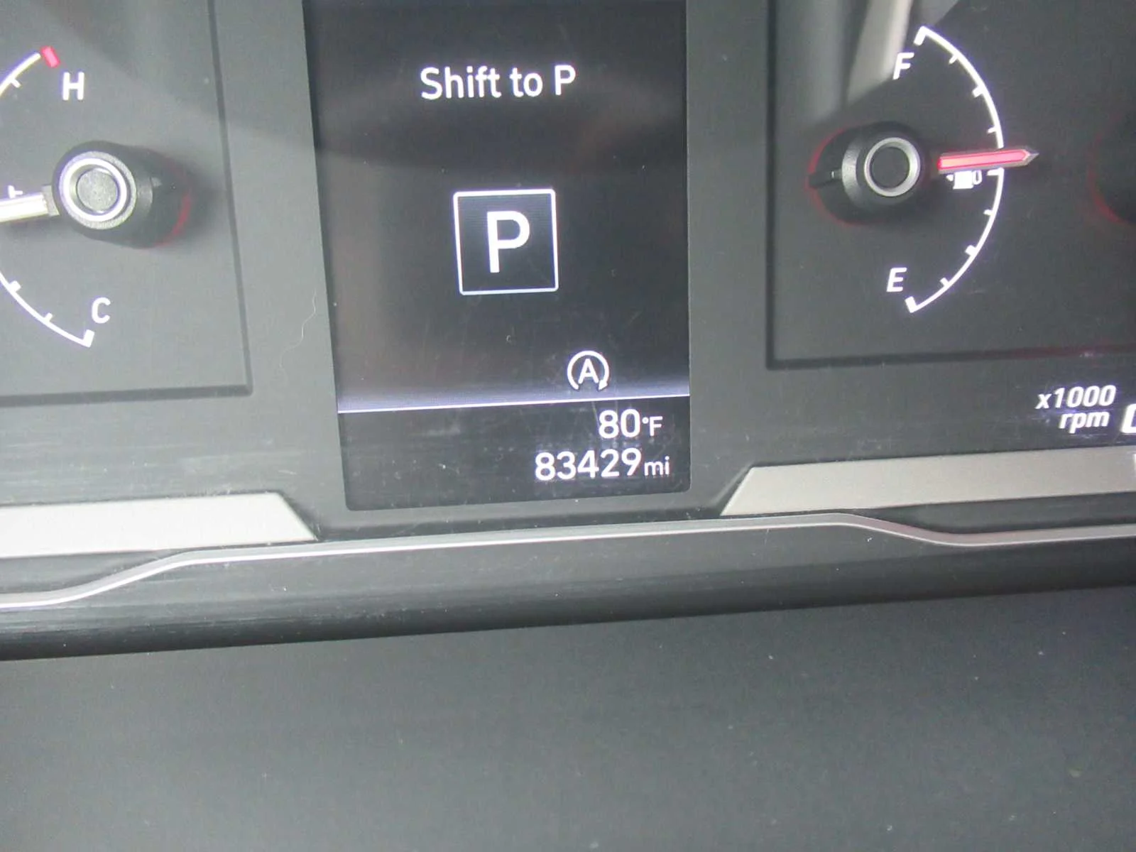 Used 2022 Quartz White Hyundai SEL image 29