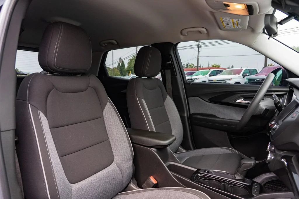 Used 2021 MOSAIC BLACK METALLIC Chevrolet LS image 29
