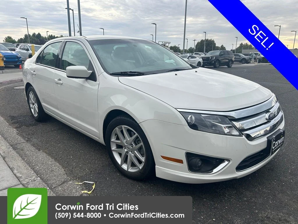 Used 2012 White Ford SEL image 1