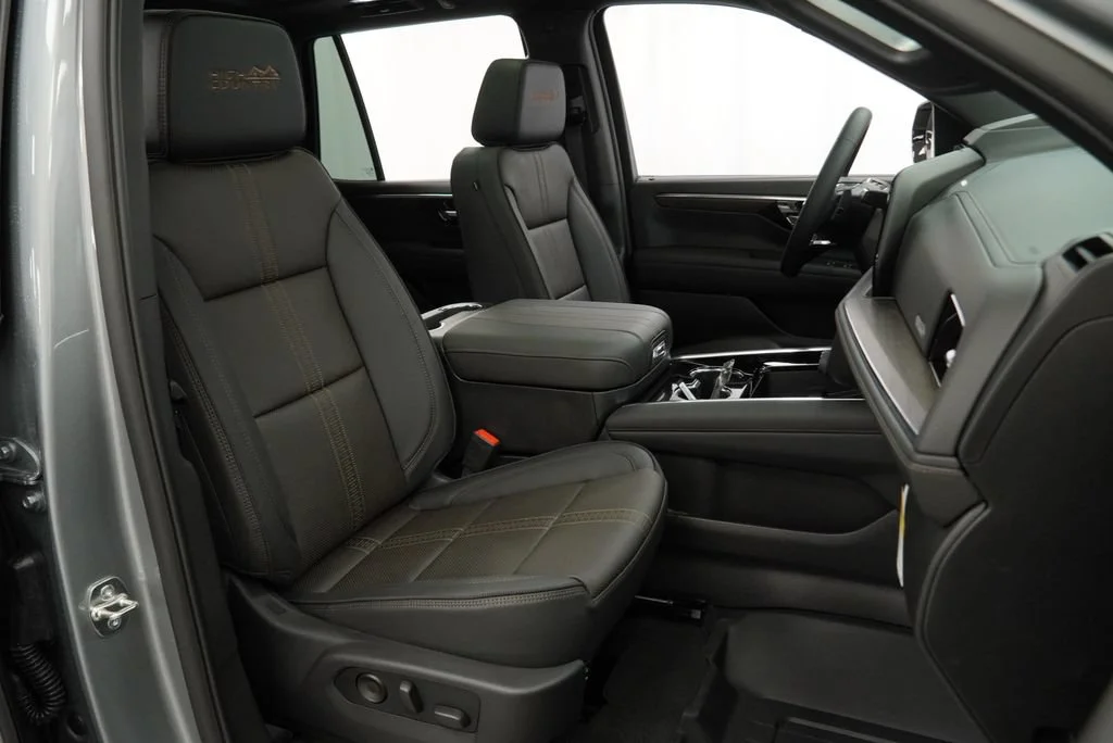 New 2026 Sterling Gray Metallic Chevrolet High Country image 30