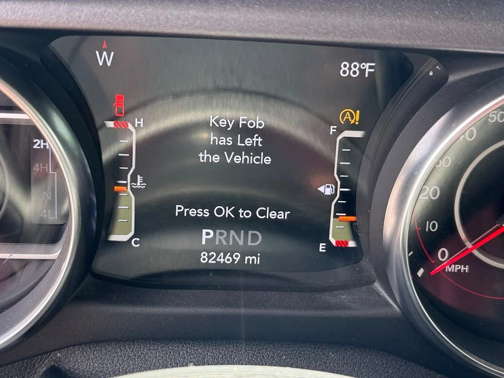 Used 2021 Gray Jeep Mojave image 15