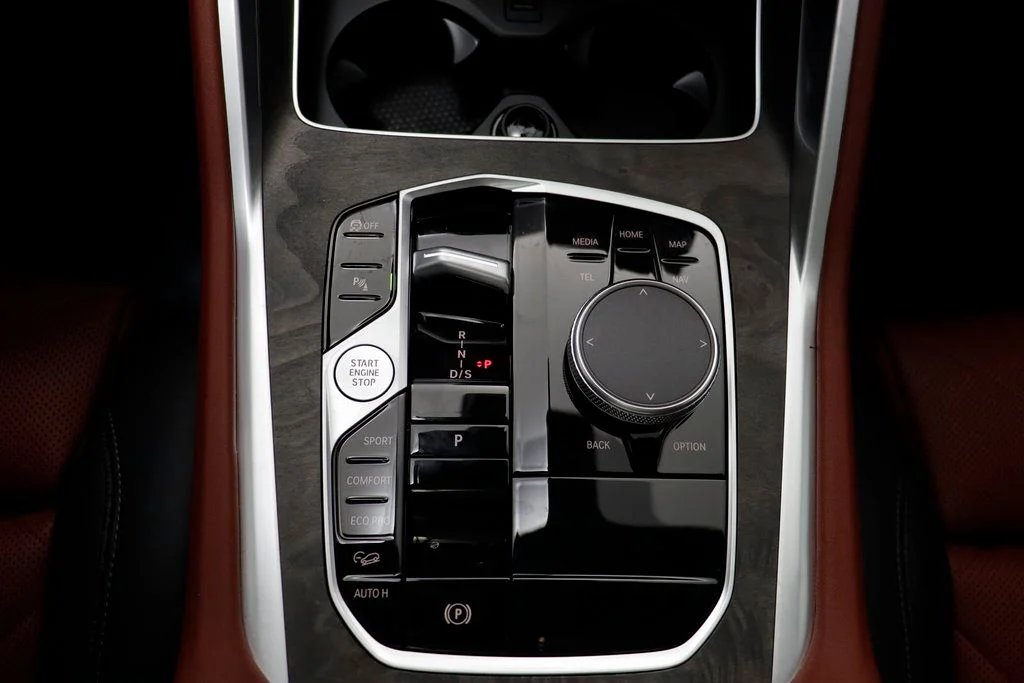 New 2026 Black BMW xDrive40i image 12