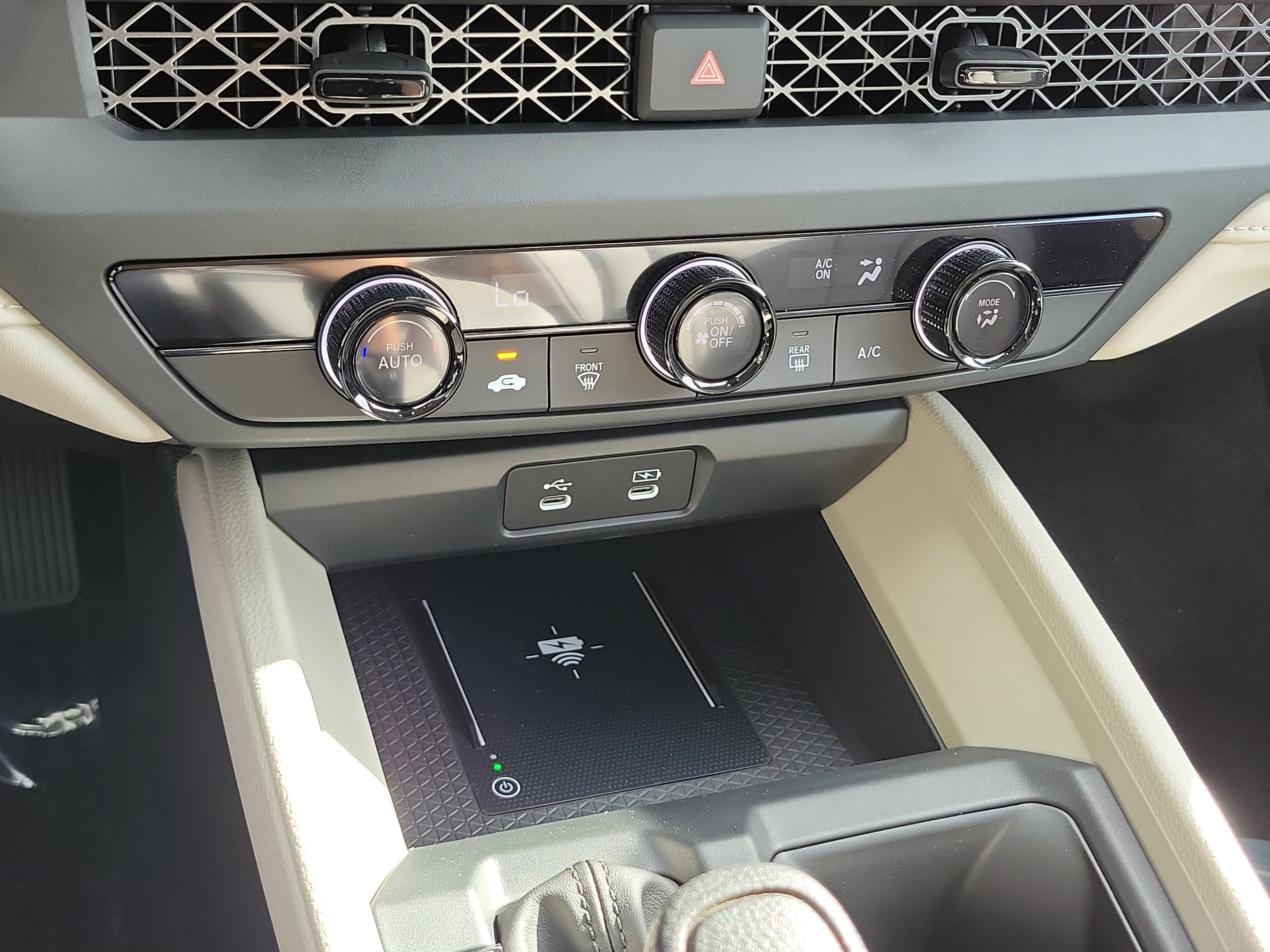New 2026 Platinum White Pearl Honda LX image 28