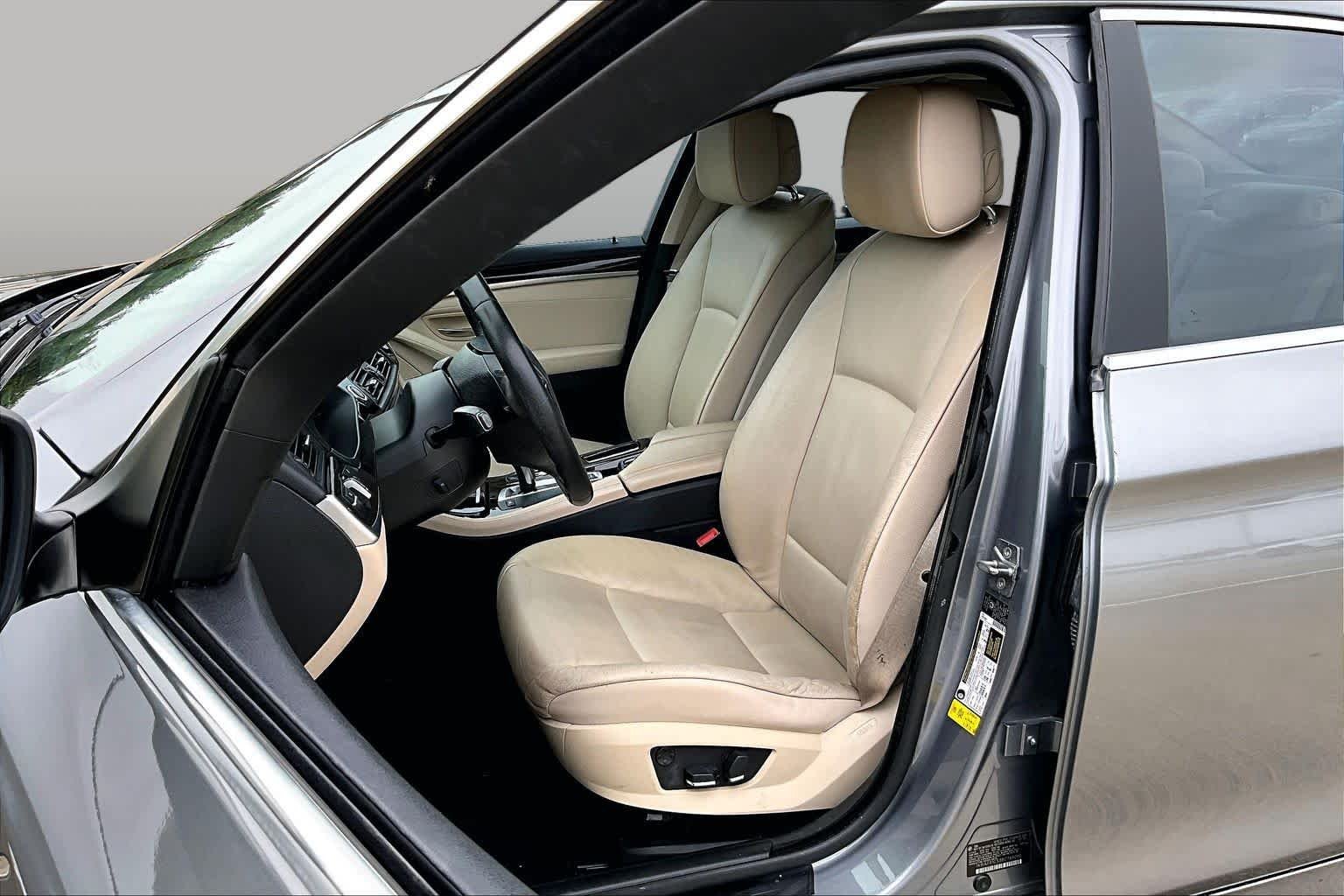 Used 2011 Space Gray BMW 528i image 7