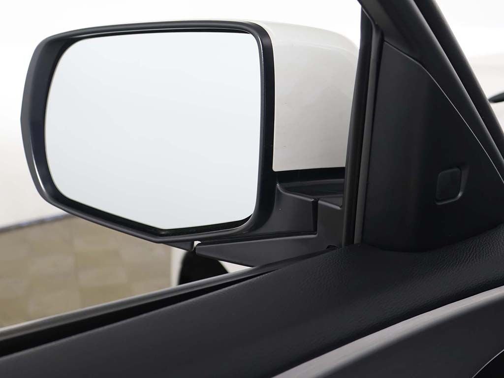 Used 2023 White Acura Base image 35