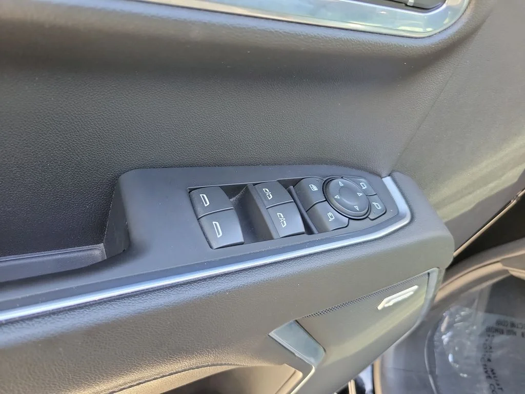 Used 2022 Black Chevrolet LTZ image 22