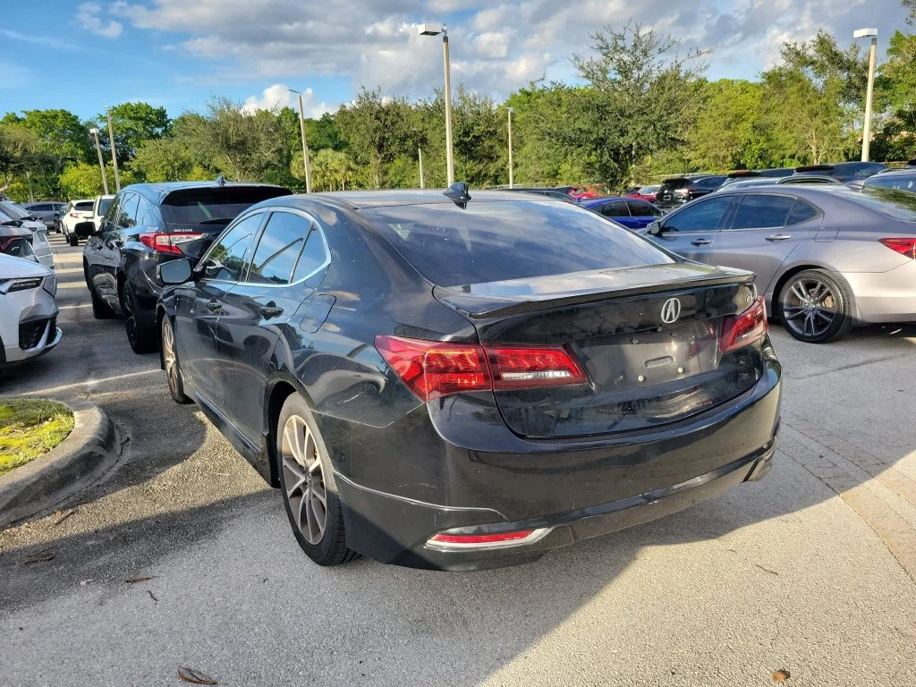 Used 2016 Black Acura V6 image 6