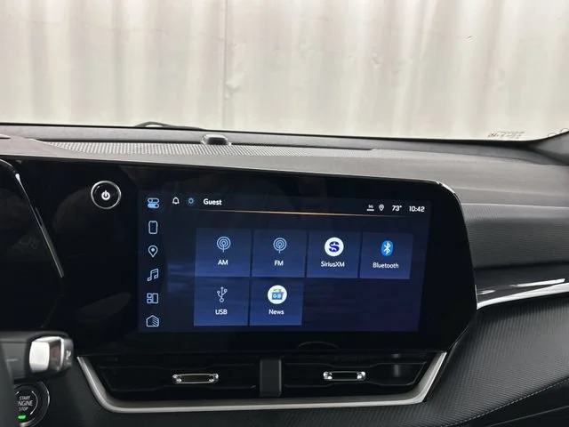 2027 Chevrolet Equinox LT - Photo 9