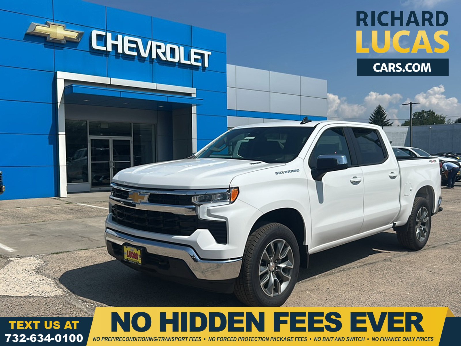 Summit White 2026 Chevrolet Silverado 1500 Pickup Truck Four-Wheel Drive 