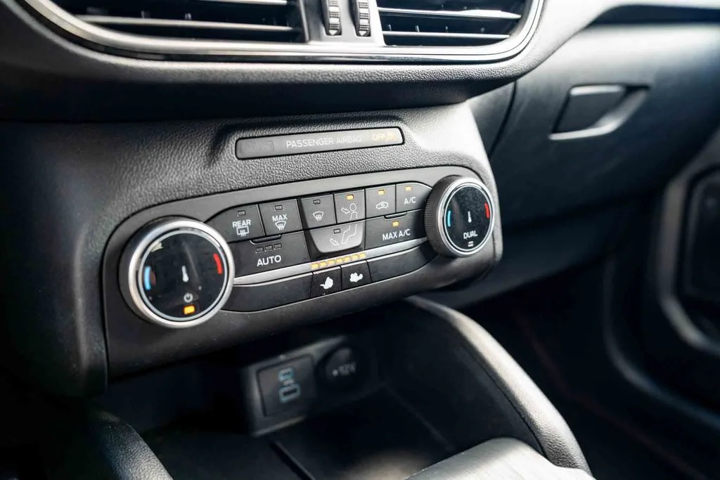 Used 2023 Silver Ford ST-Line image 20