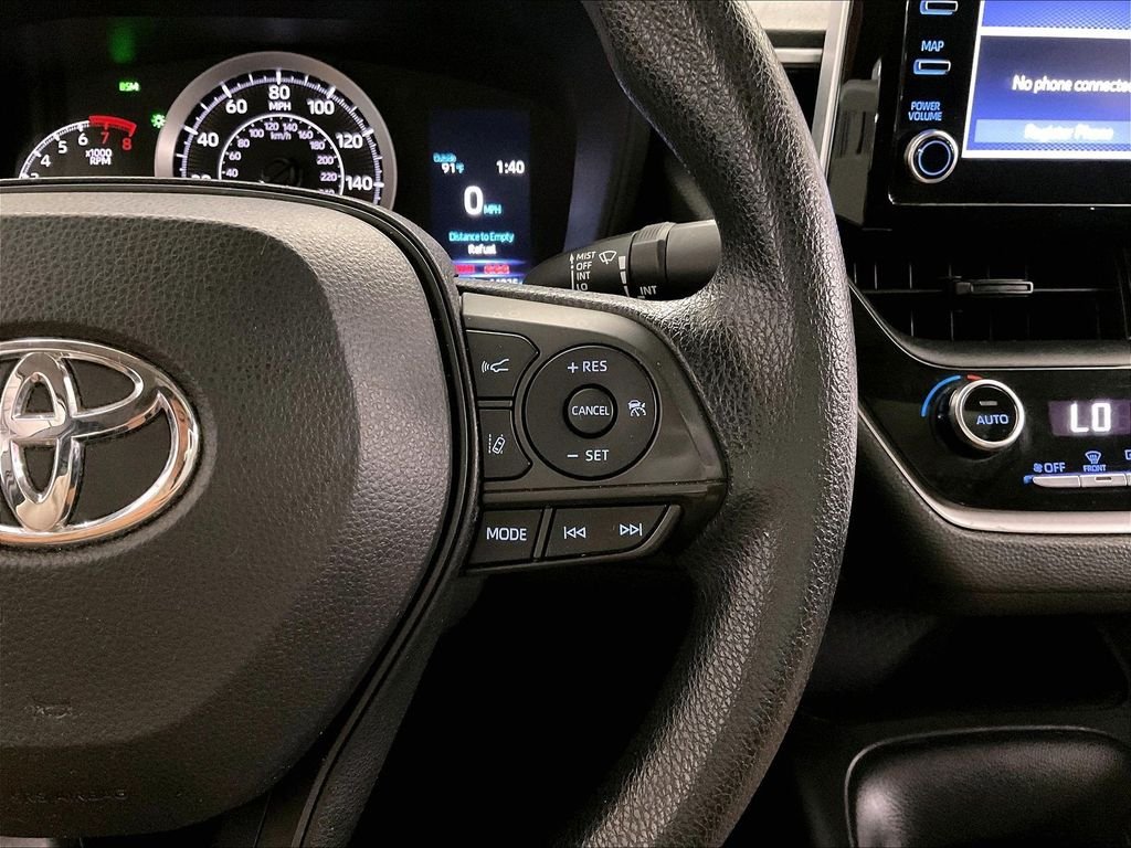 Used 2020 Silver Toyota LE image 23