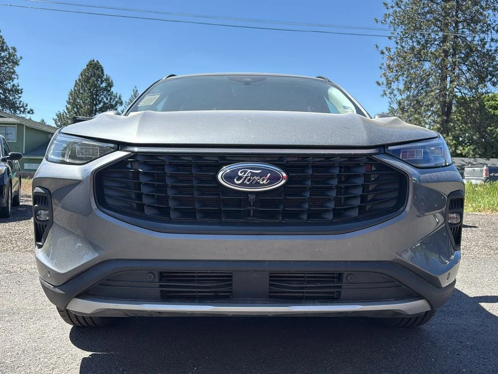 Used 2024 Carbonized Grey Metallic Ford Platinum image 31
