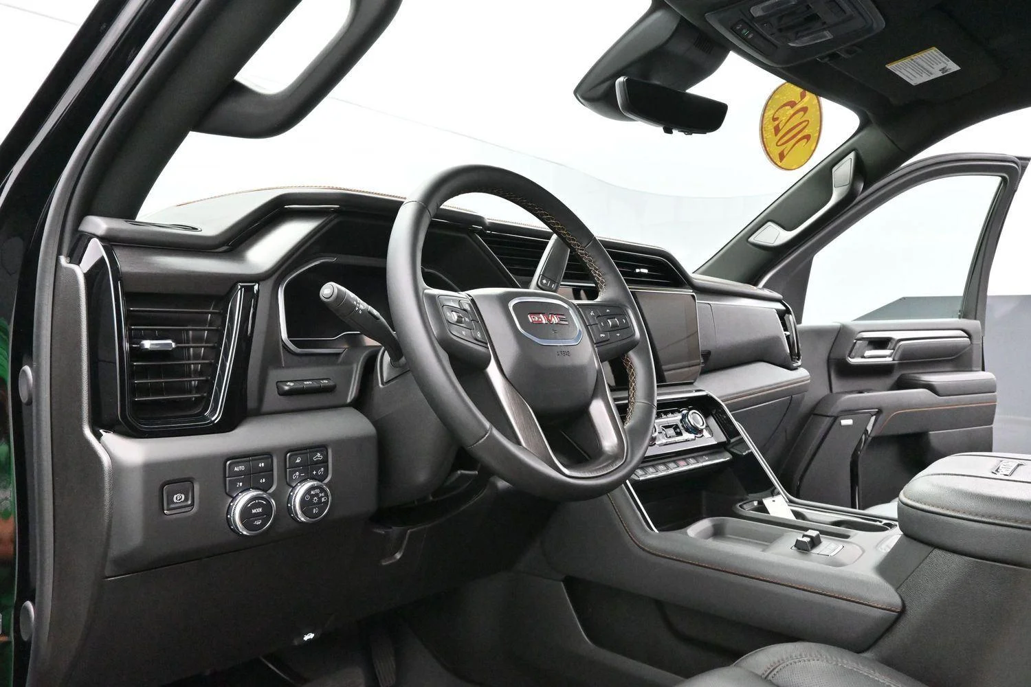 Used 2025 Onyx Black GMC AT4 image 16