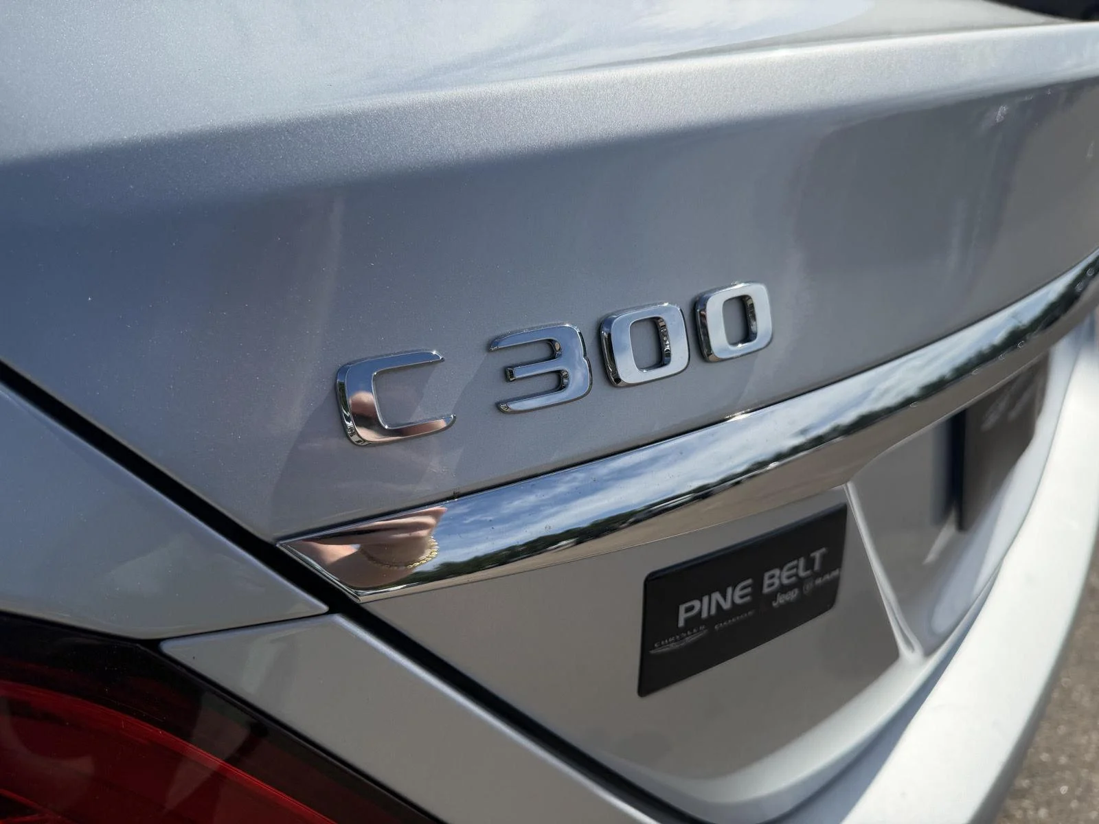 Used 2020 Iridium Silver Metallic Mercedes-Benz C 300 image 25