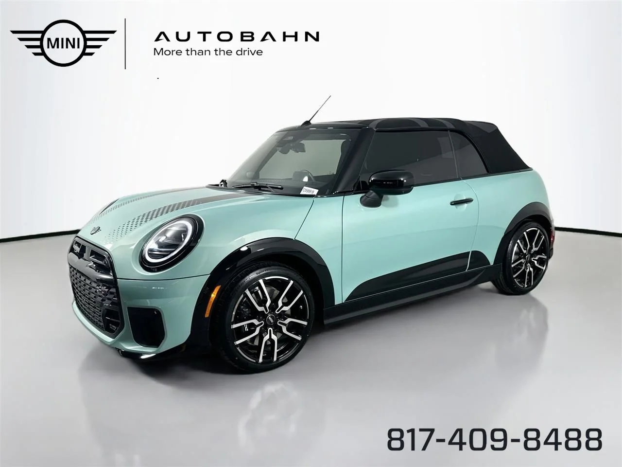 2026 MINI Convertible Cooper S's photo