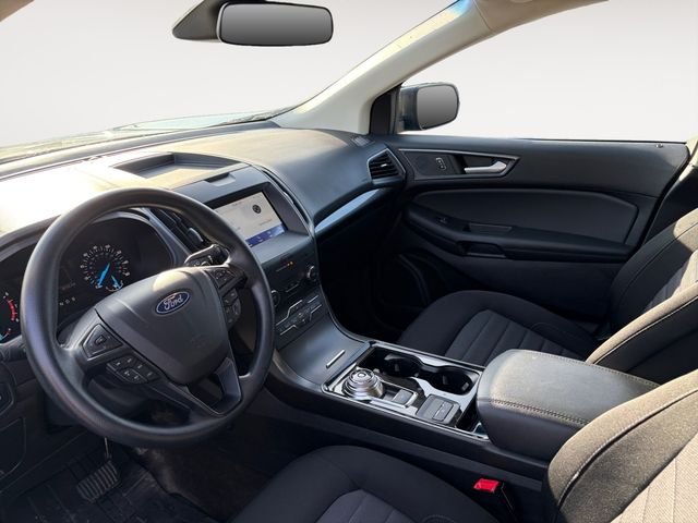 Used 2020 Blue Ford SE image 11