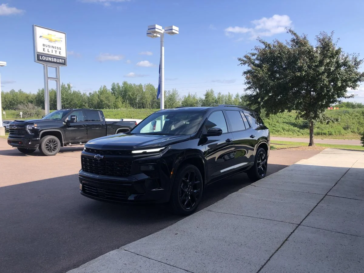 New 2026 Black Chevrolet Awd 4dr Rs image 5