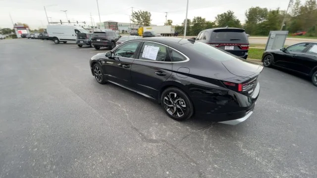 2025 Hyundai Sonata SEL - Photo 8