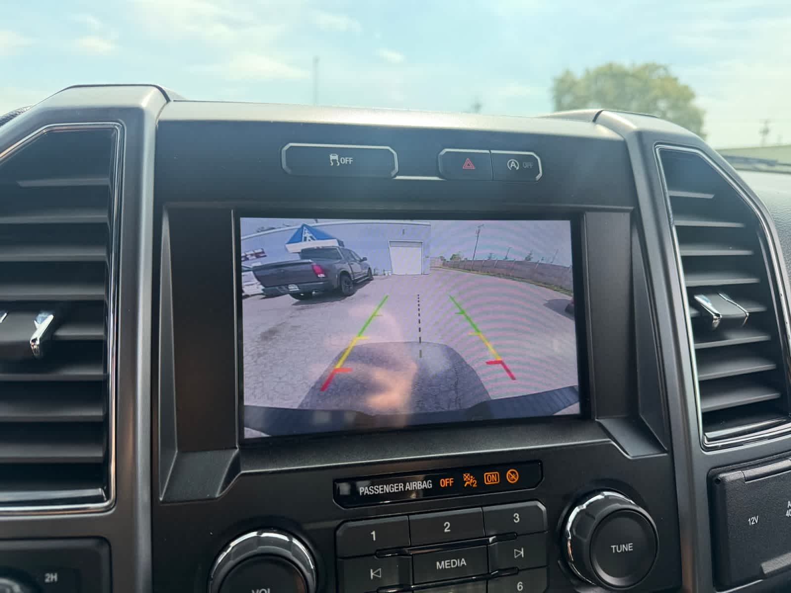 Used 2019 Agate Black Ford XLT image 31