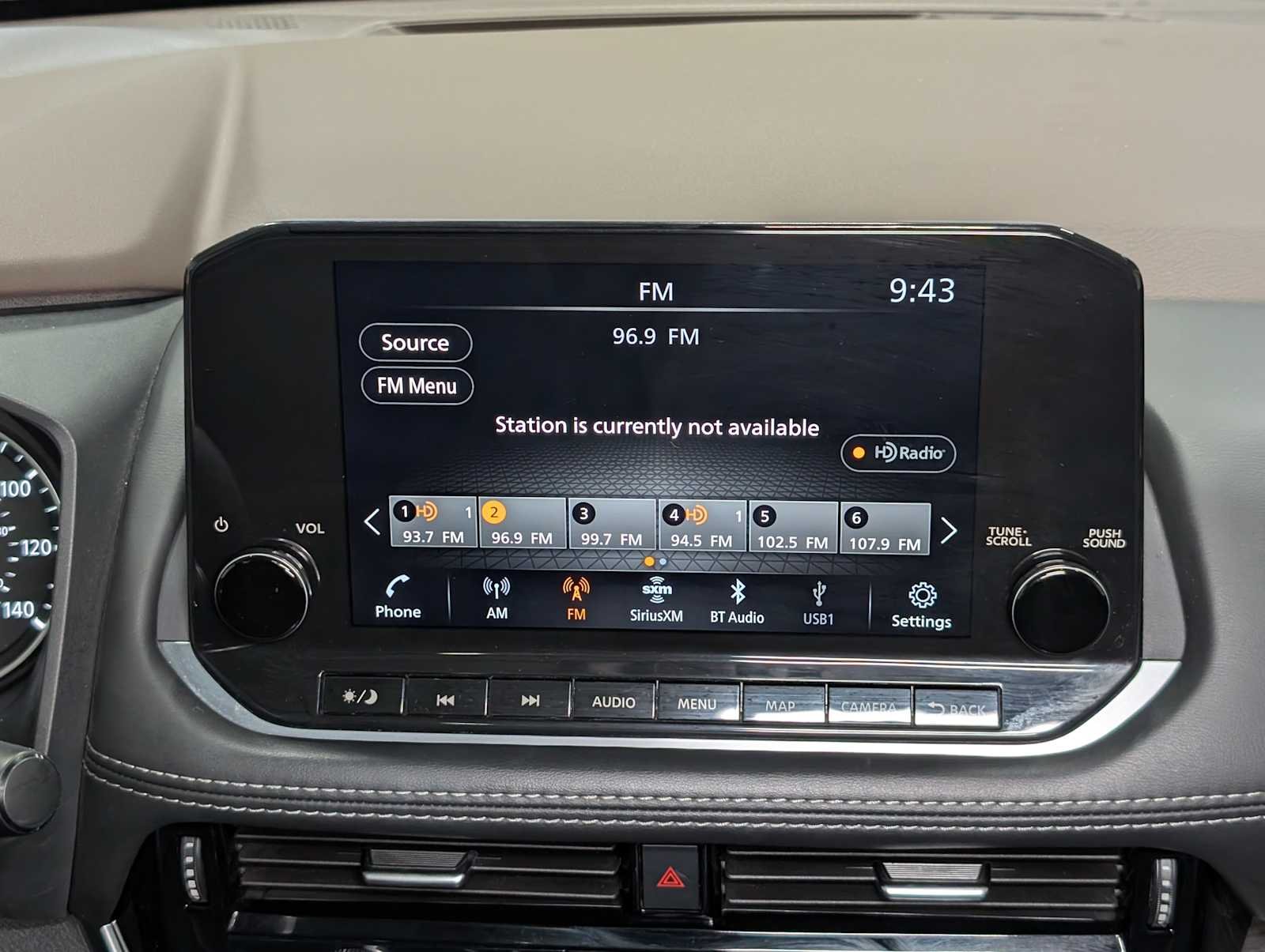 Used 2021 BOULDER GRAY PE Nissan SL image 19