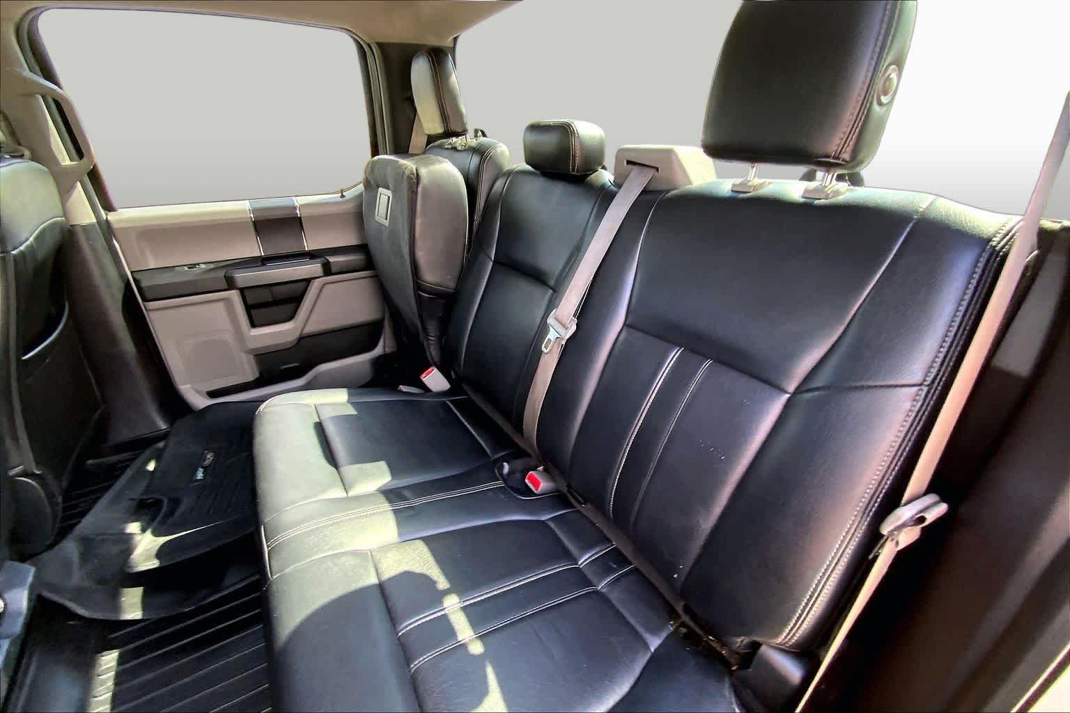 Used 2016 Ingot Silver Metallic Ford XLT image 20