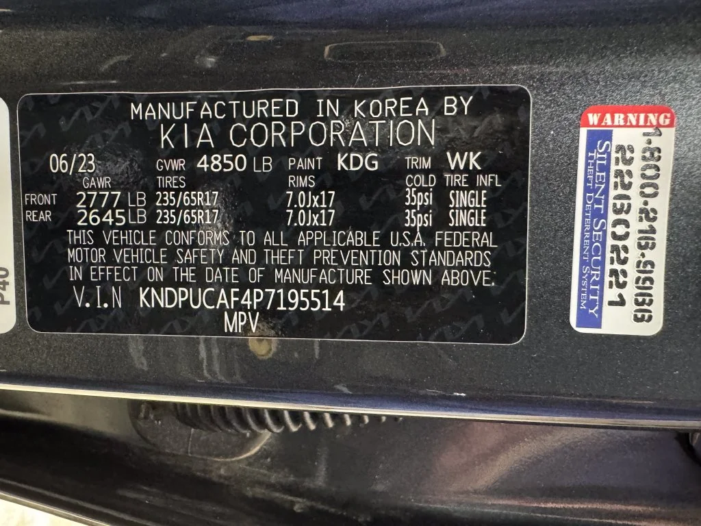 Certified Used 2023 Gray Kia LX image 31