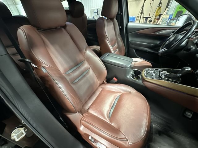 Used 2017 Black Mazda Signature image 32