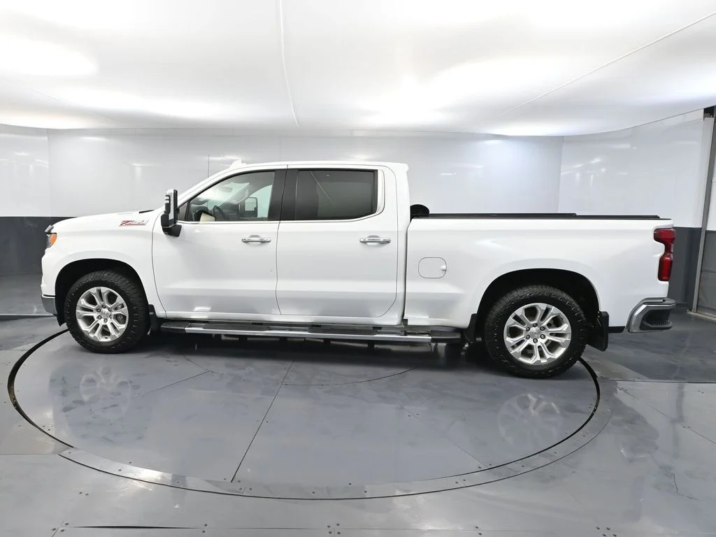 2023 Chevrolet Silverado 1500 LTZ - Photo 11