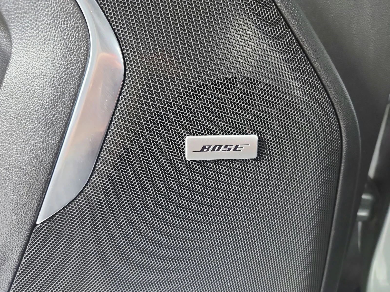 Used 2023 Silver Sage Metallic Chevrolet Premier image 35