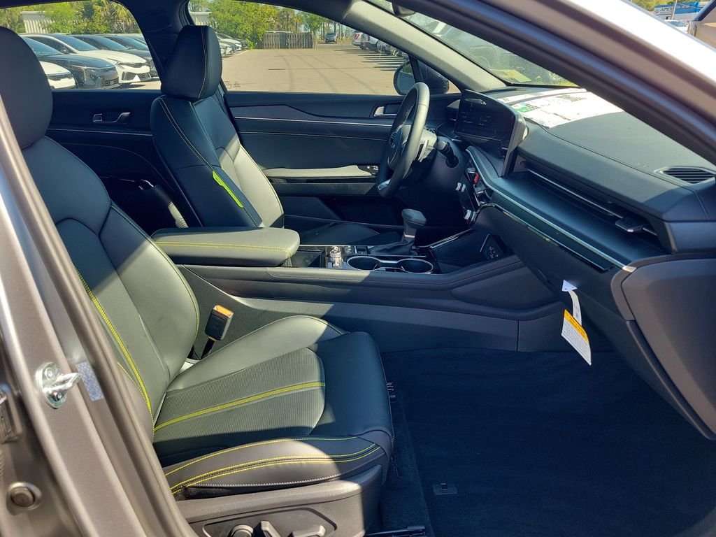 New 2026 Gray Kia GT image 7