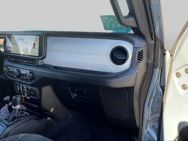 Used 2024 Gray Jeep Sport S image 27