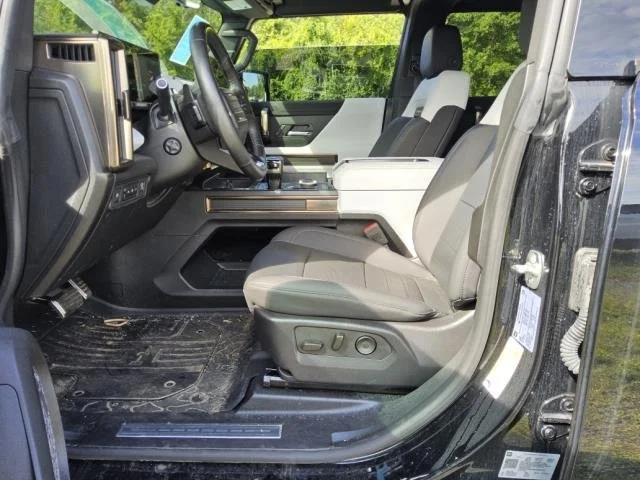Used 2024 Void Black GMC 2X image 14