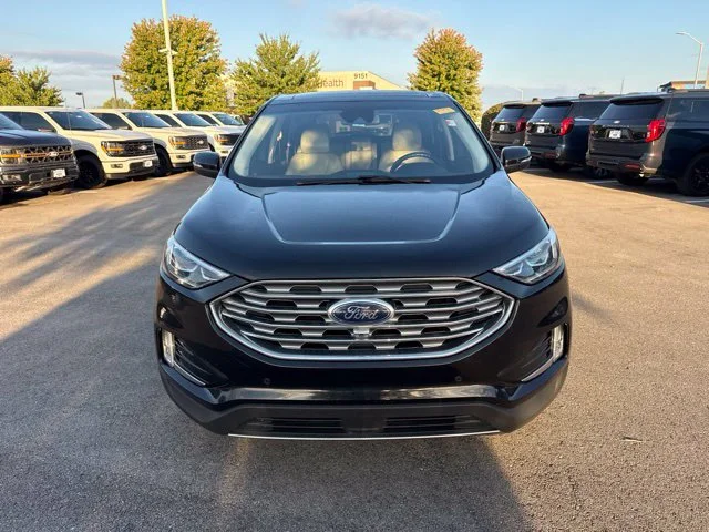 Used 2019 Agate Black Metallic Ford Titanium image 2