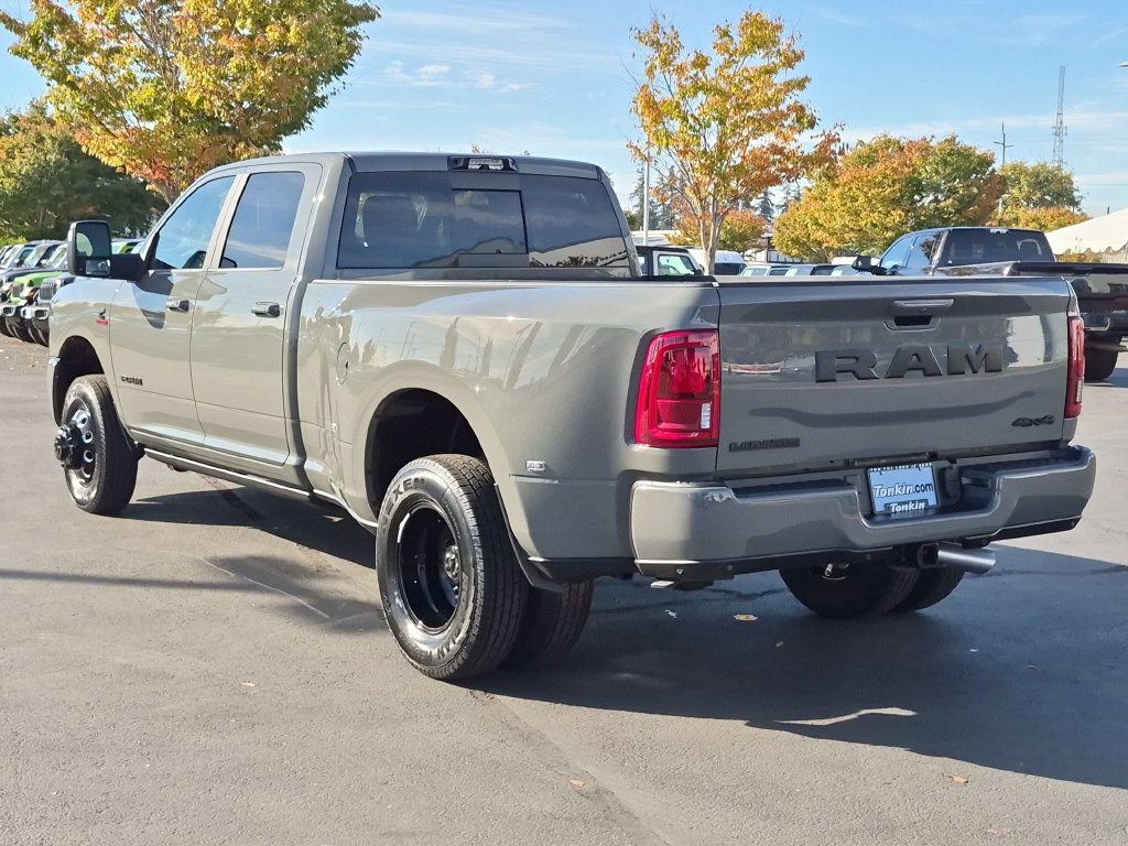New 2027 Ceramic Gray Clear-Coat Exterior Paint RAM Laramie image 4