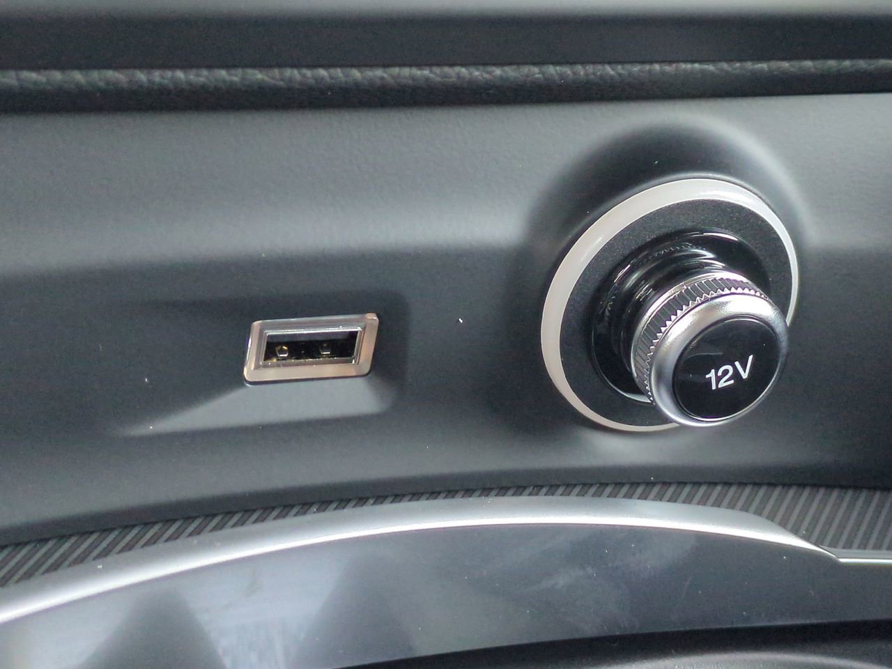 2025 Alfa Romeo Stelvio Base - Photo 22