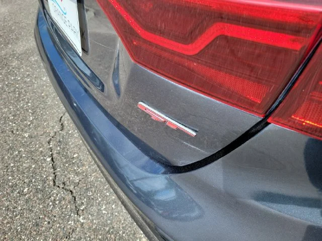 Used 2020 Gray Kia GT image 8