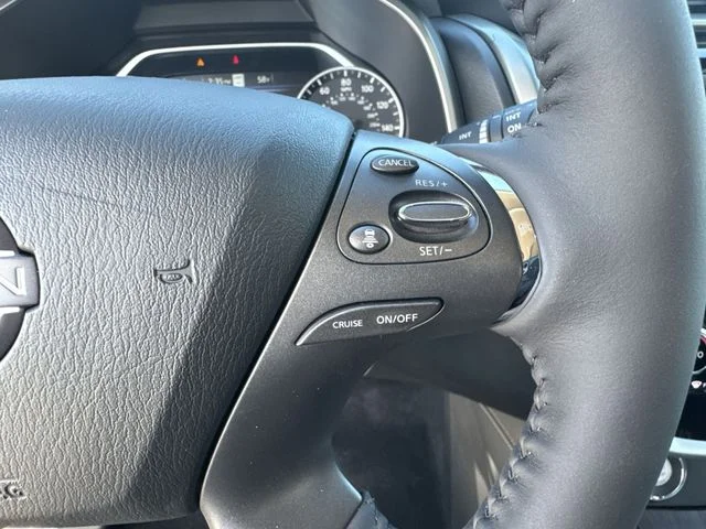 Used 2024 White Nissan Platinum image 18