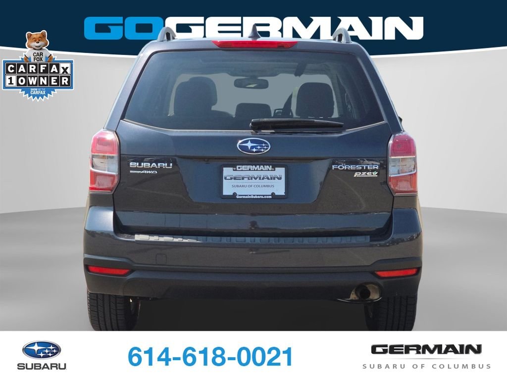 Used 2016 Gray Subaru 2.5i Premium image 9