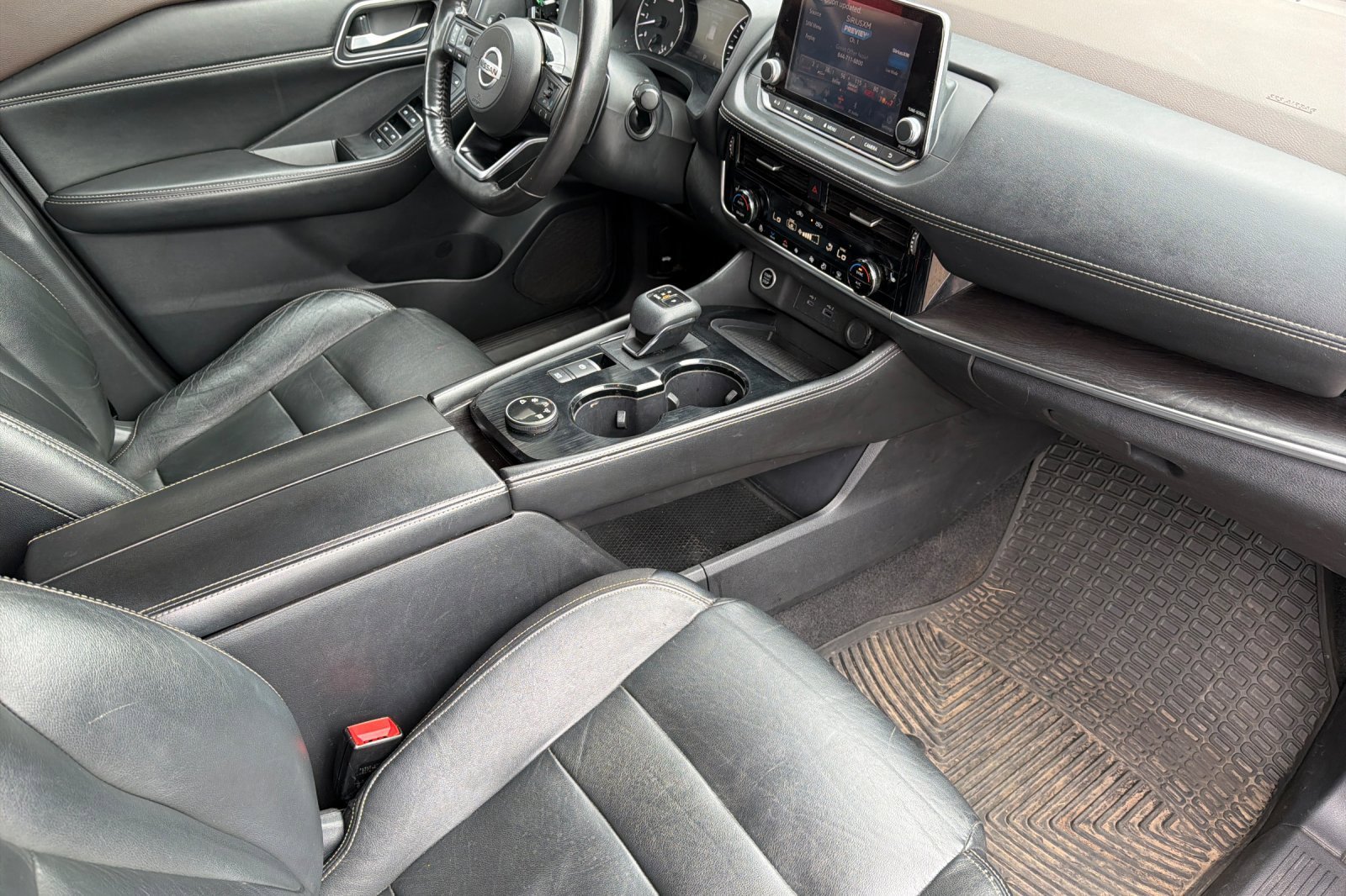 Used 2021 Boulder Gray Pearl Nissan SL image 15