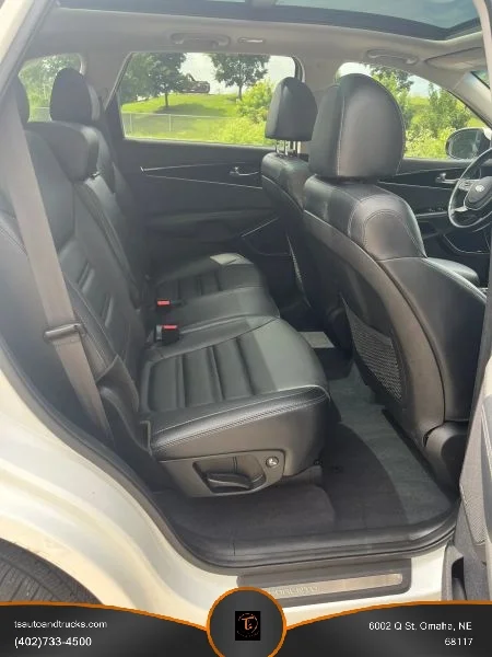 Used 2020 Silver Kia SX Sport Utility 4D image 16