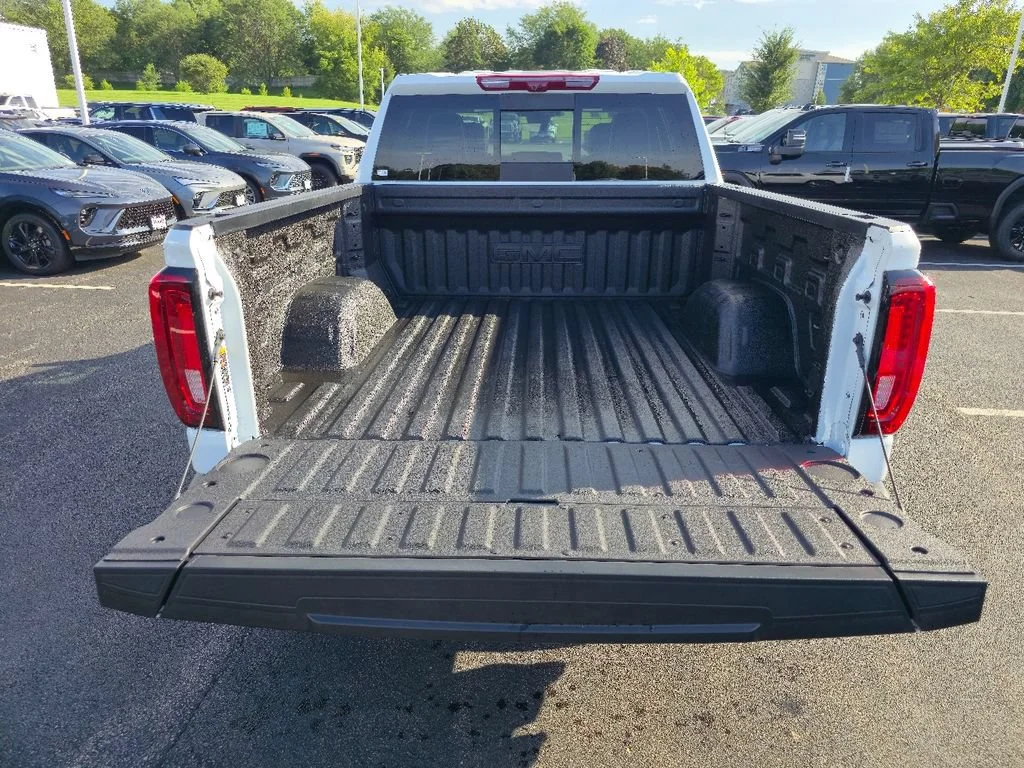 New 2026 Summit White GMC AT4X image 26