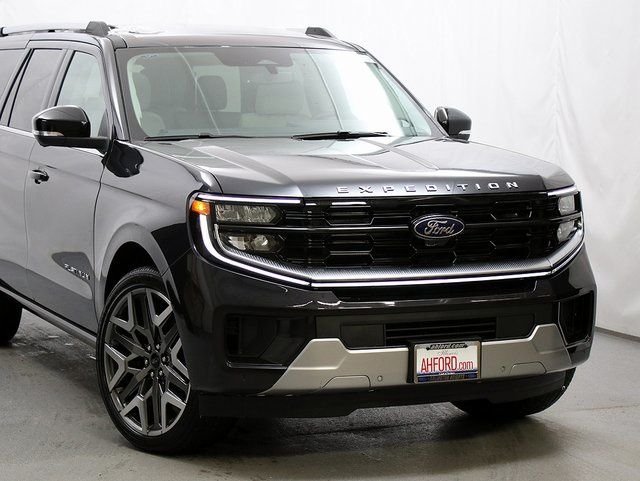 New 2025 Dark Matter Gray Metallic Ford Platinum® MAX image 2