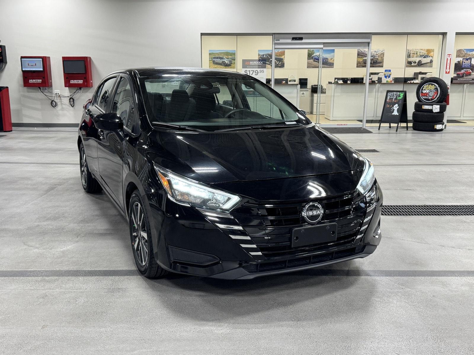 2025 Nissan Versa Sedan SV - Photo 12