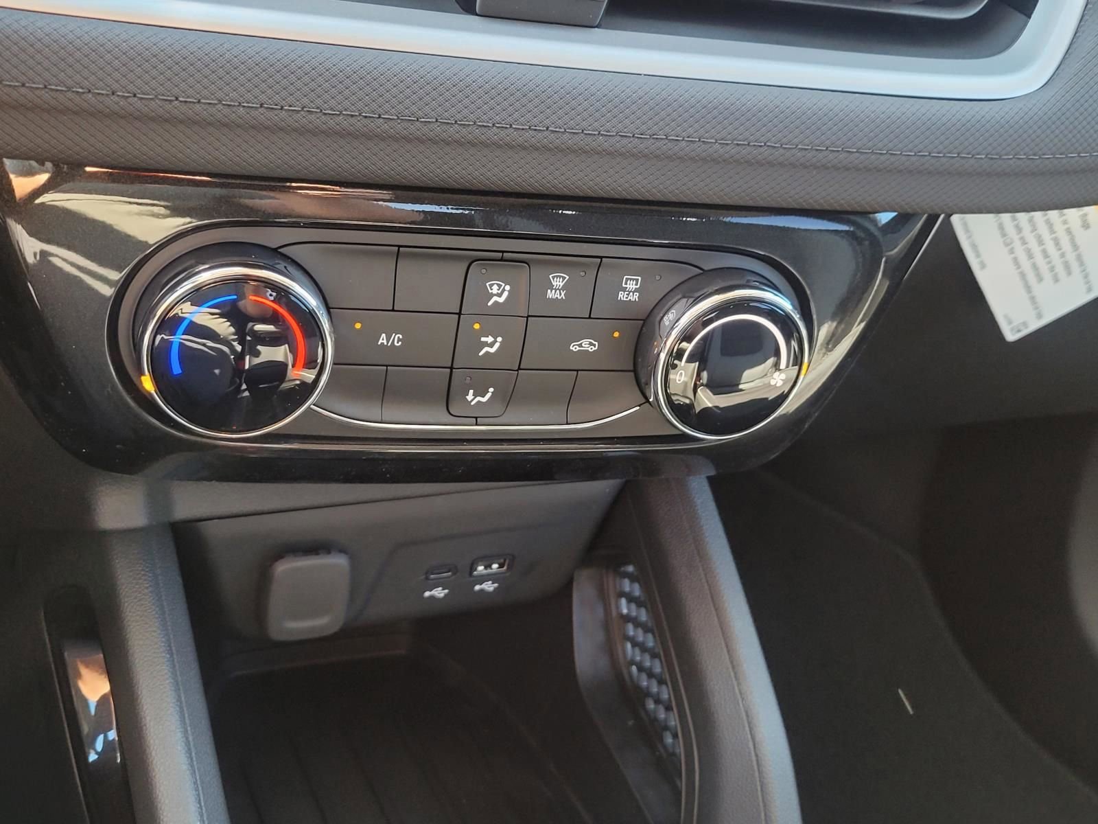 2026 Chevrolet Trailblazer LT - Photo 18