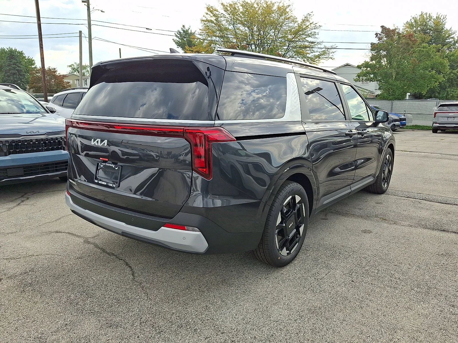 New 2027 Gray Kia EX image 5