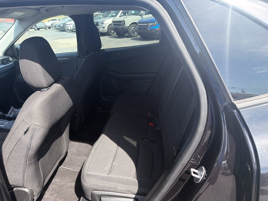 Used 2023 Black Ford Active image 14
