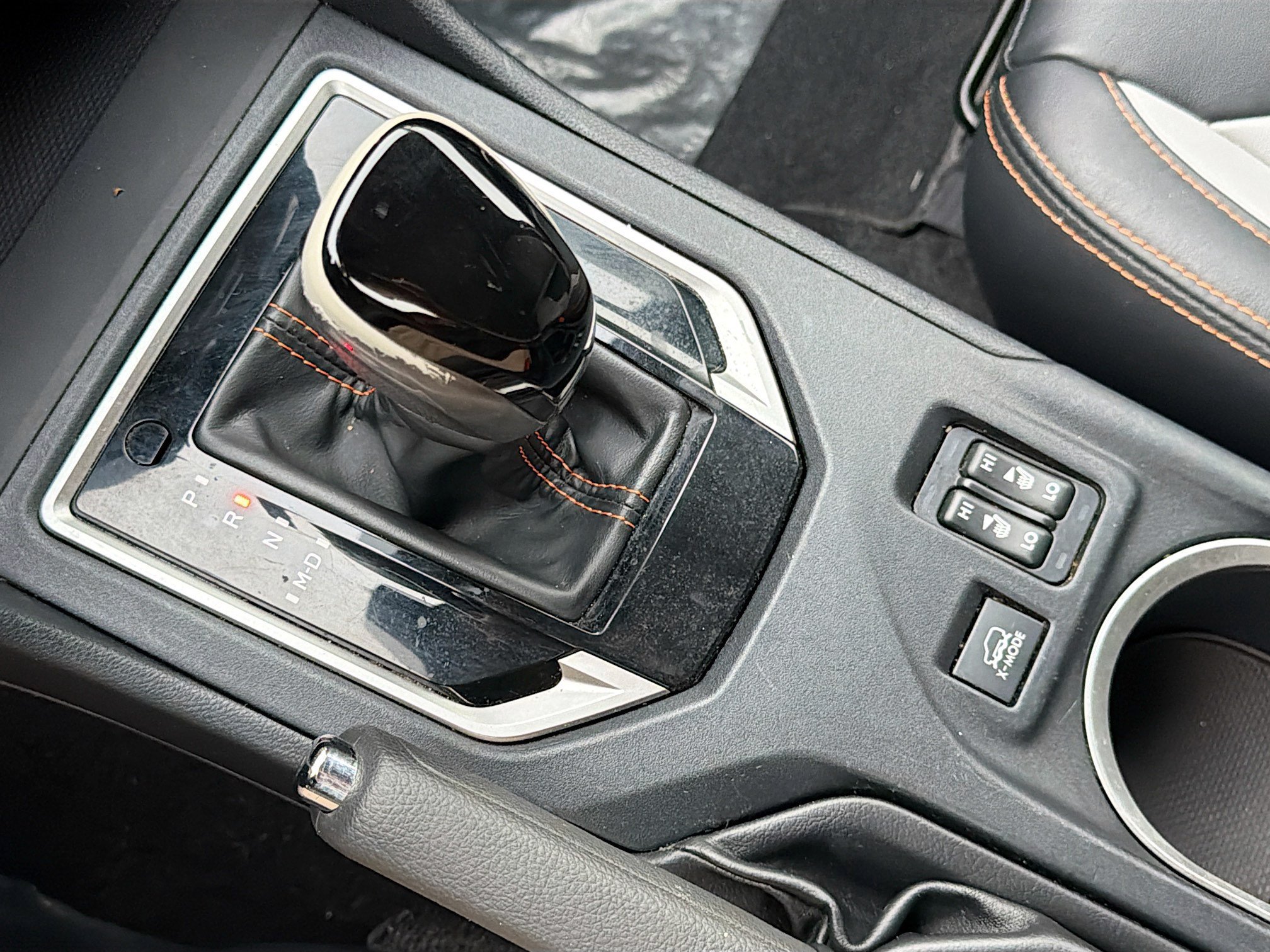 Used 2019 Dark Gray Metallic Subaru Limited image 27